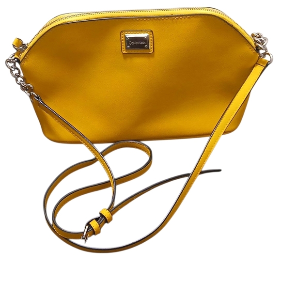 Calvin Klein - NWOT, Yellow Crossbody Bag, Adjustable Strap, Zippered Closure, - Picture 3 of 12